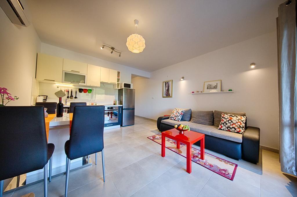 Apartments Ladesta Lastovo 部屋 写真