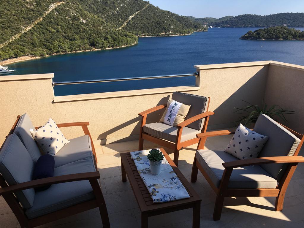 Apartments Ladesta Lastovo エクステリア 写真