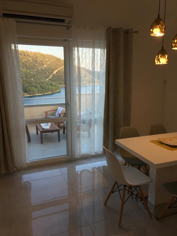 Apartments Ladesta Lastovo エクステリア 写真
