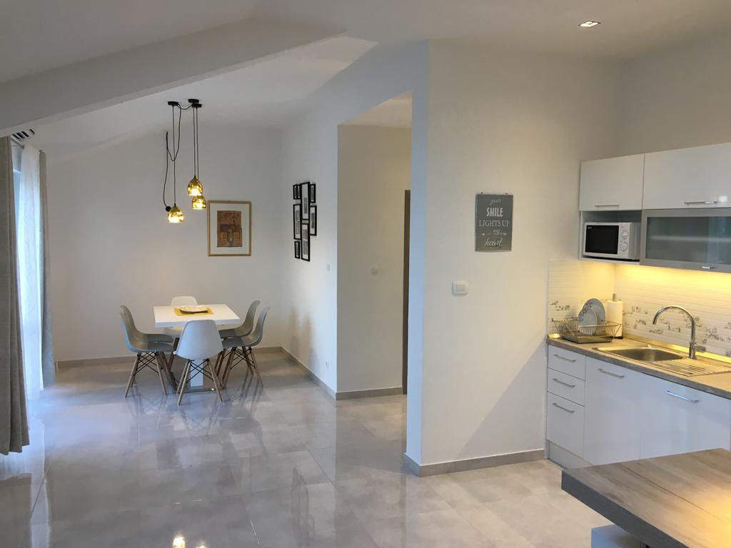 Apartments Ladesta Lastovo エクステリア 写真