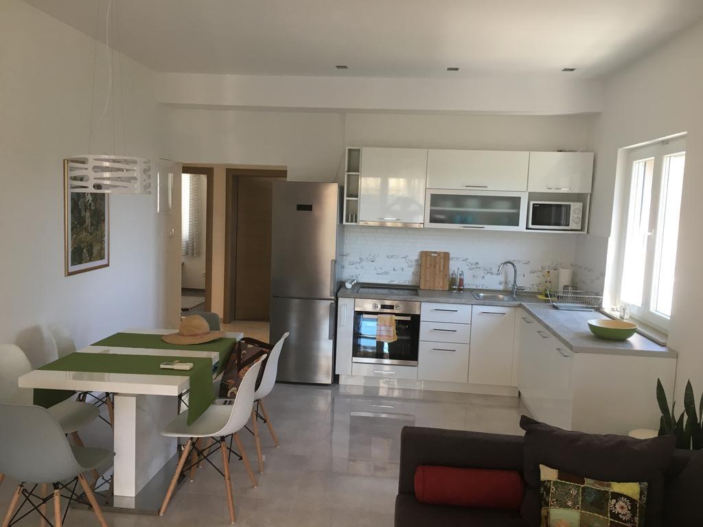 Apartments Ladesta Lastovo エクステリア 写真