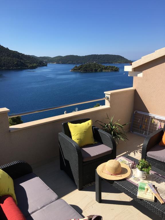 Apartments Ladesta Lastovo エクステリア 写真