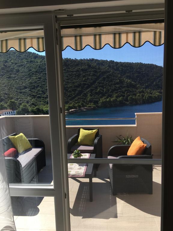 Apartments Ladesta Lastovo エクステリア 写真