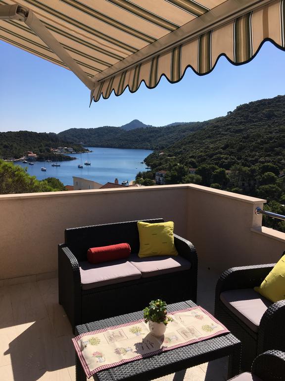 Apartments Ladesta Lastovo エクステリア 写真