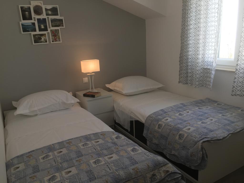 Apartments Ladesta Lastovo エクステリア 写真